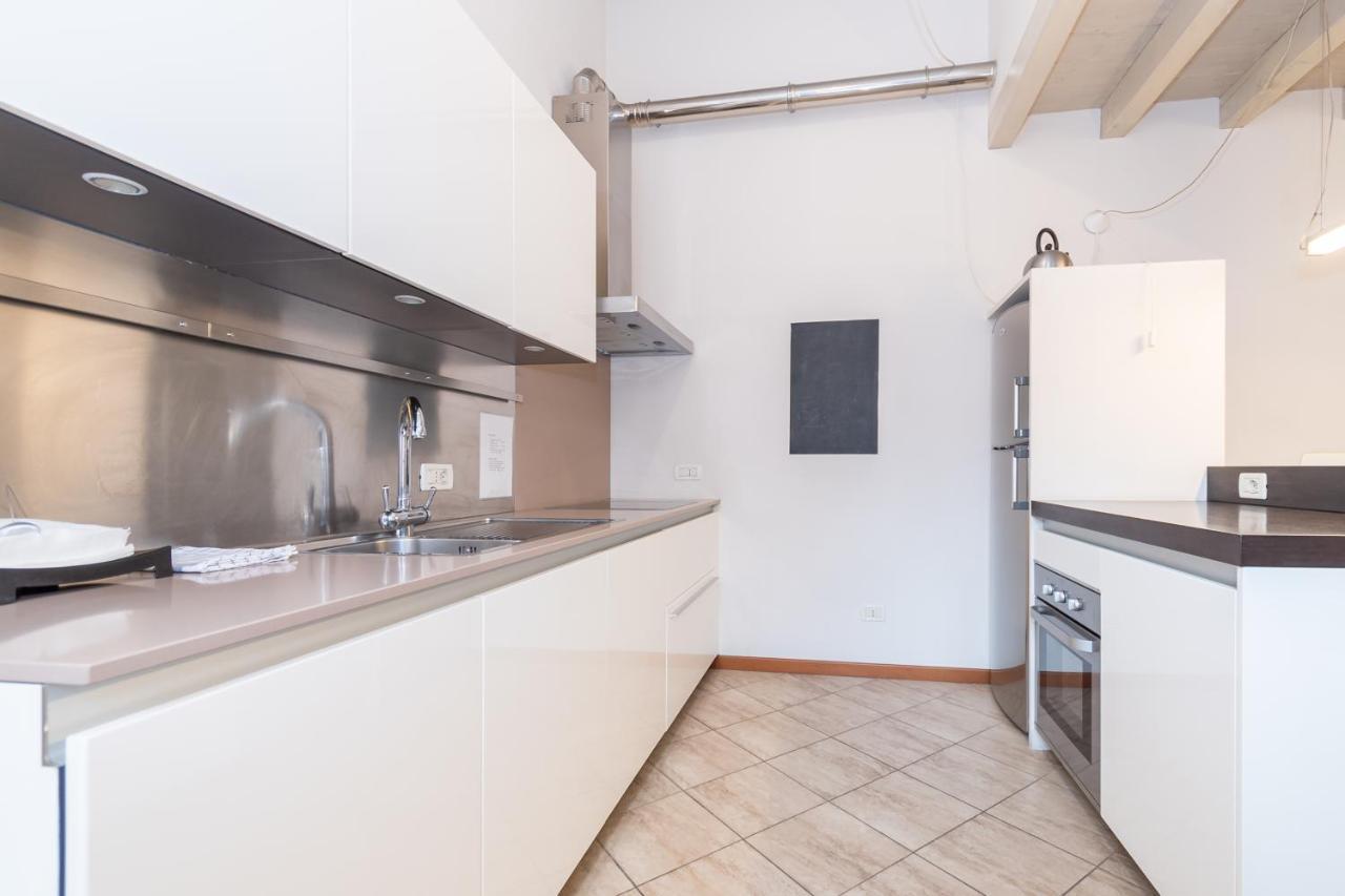 Trilocale Rua Sovera 85 - F&L Aparment Brescia Exterior foto