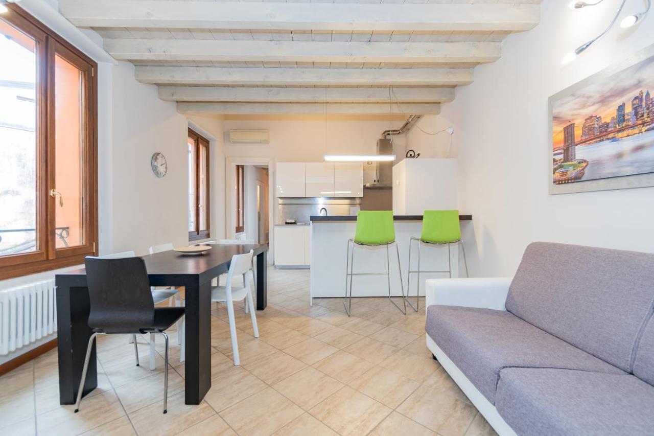 Trilocale Rua Sovera 85 - F&L Aparment Brescia Exterior foto