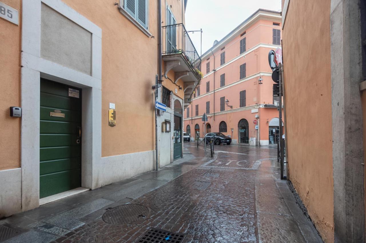 Trilocale Rua Sovera 85 - F&L Aparment Brescia Exterior foto