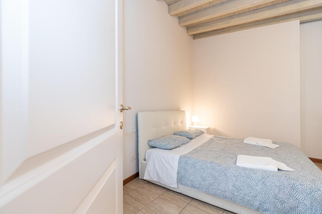Trilocale Rua Sovera 85 - F&L Aparment Brescia Exterior foto