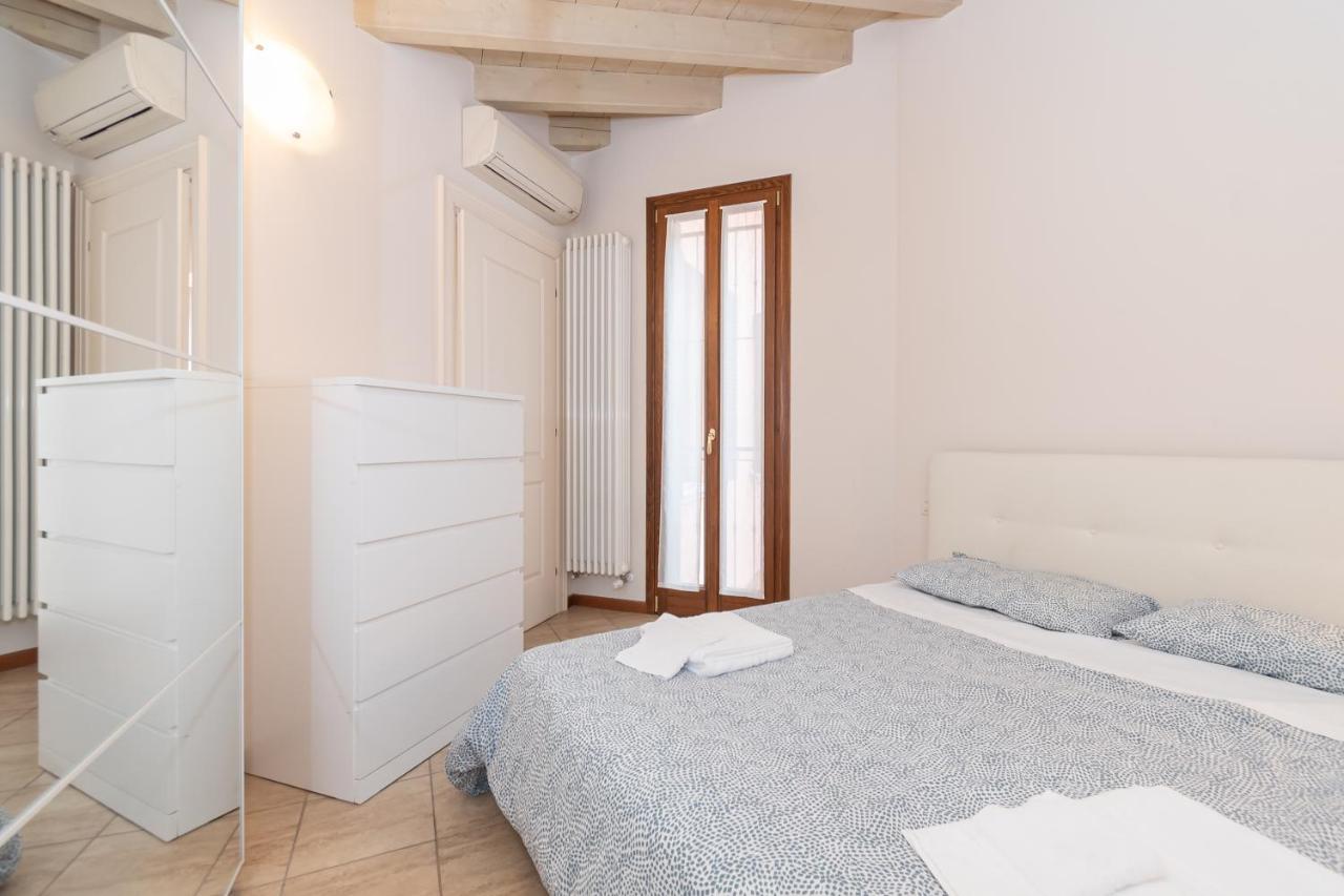 Trilocale Rua Sovera 85 - F&L Aparment Brescia Exterior foto